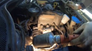 МЕНЯЮ ПОМПУ В СВОЕМ АВТОМОБИЛЕ??♀️ #сервис #авто #помпа #автосервис #ремонт