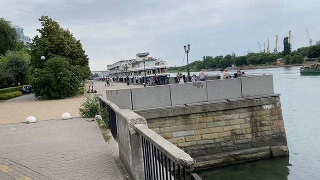 ЧТО СЛУЧИЛОСЬ С РЕКОЙ ДОН В  РОСТОВЕ НА ДОНУ ?
