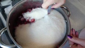 Вишня в желе (простой ОЧЕНЬ ВКУСНЫЙ рецепт консервирования вишни на зиму) Cherry in the jelly