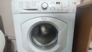 Washing on a washing machine HOTPOINT ARISTON Part 3/3 End