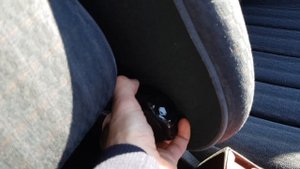 Регулируем высоту подголовников на Mercedes W124