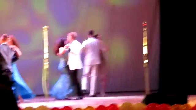 Вальс 41 гимназии 11-А класса смотреть онлайн