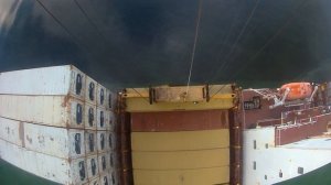 Обучающее видео:Погрузка 40 Футовых контейнеров на палубу.