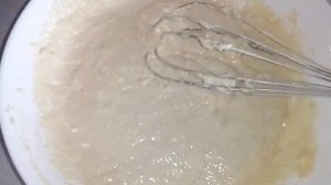 Пышные оладьи на кислом молоке.