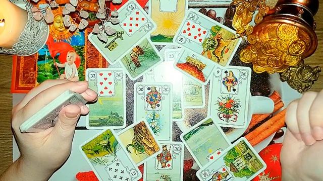 Почему он молчит?/Mari Fartunata