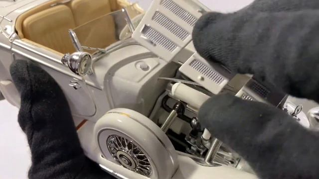 1:18 Mercedes-Benz 500K Typ Special Roadster 1936 by Maisto [scale die-cast car unboxing] смотреть онлайн