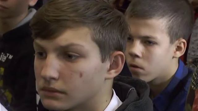 Репортаж о встрече с учащимися вечерней школы. смотреть онлайн