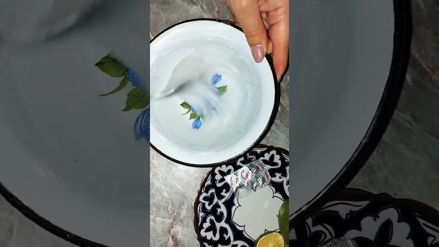 маска для лица.Ты будешь на 10 лет моложе.картошка крахмалидан юз учун никоб 10 ёшга ешарамиз. смотреть онлайн