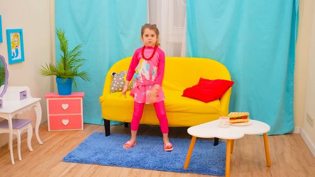 Eva explore Mom's ice cream truck смотреть онлайн