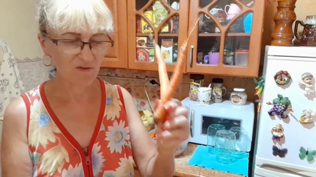 Живём в СЕЛЕ!Копаем картошку!Просто ПОМИДОРЫ и салат  ПО- КОРЕЙСКИ на зиму!