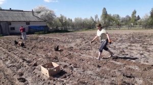 Сделали Окучник Своими Руками - Самодельная Картофелесажалка - Часть 1