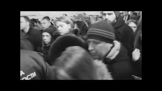 Деячонка в желтом платьице смотреть онлайн