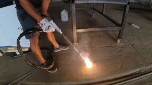 Новейший ЛАЗЕР чистит трубу тест на производстве Прицепов Baltic--Mechanic (BM)