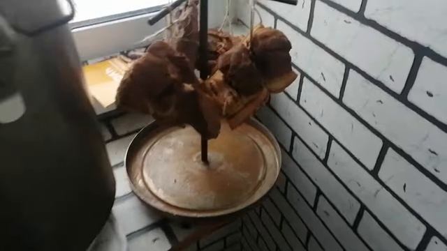 Домашняя коптильня: коптим мясо на щепе Ольха+Розмарин
