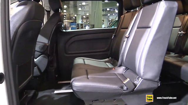 2016 Mercedes Metris Passenger Van 126 - Exterior and Interior Walkaround - 2017 NY Auto Show смотреть онлайн