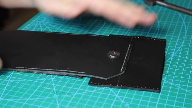 Кошелек из кожи своими руками! Очень простой и функциональный!!! Ссылка на лекало в описании! смотреть онлайн