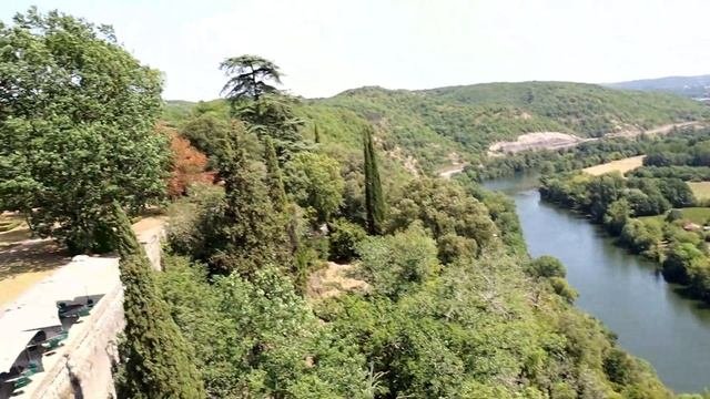 Путешествие по Франции. Люксовый средневековый замок отель Chateau de Mercues, Франция