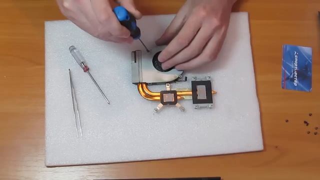 Разборка и чистка HP Pavilion G6 2337sr Cleaning and Disassemble HP Pavilion G6 2337sr смотреть онлайн