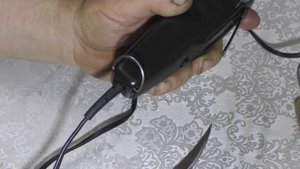 Срочный ремонт машинок для стрижки волос.