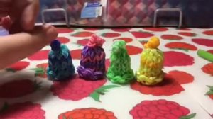 Мои фигурки на карандаш из резинок