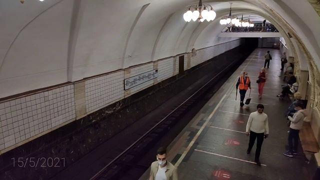 Парад поездов московского метрополитена в честь 86-летия. смотреть онлайн