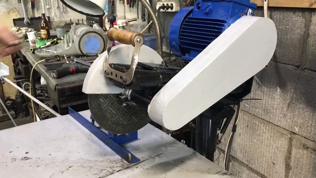 Что можно сделать из старых автомобильных амортизаторов. Отрезная пила своими руками. смотреть онлайн