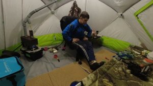 зимняя рыбалка в палатке на Десногорском водохранилище - выбор места и стартовый закорм!