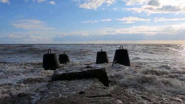 4К  просто волны.?ЛАЗАРЕВСКОЕ СЕГОДНЯ?СОЧИ.