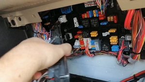 В Mercedes Actros evro 6 не работают прикуриватели. Ищем причину!