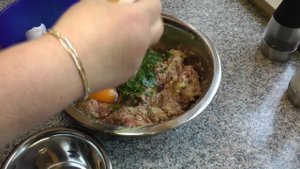 "ФАЛЬШИВЫЙ ЗАЯЦ" - блюдо немецкой (прусской) кухни.