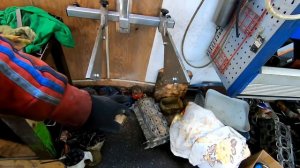 фрезерование седла для клапана Mira VGX-21 / фрезеровка головки Comec.. ремонт у Вадима