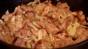 тушеная картошка с мясом.Тушеный картофель