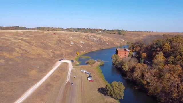 Усадьба купца Талдыкина, заброшенная мельница. Воргольские скалы, Липецкая обл. (DJI Mavic mini) смотреть онлайн
