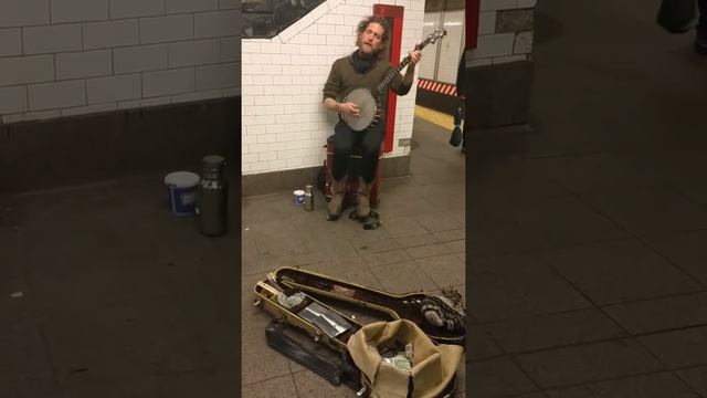 14 st union Square subway station смотреть онлайн