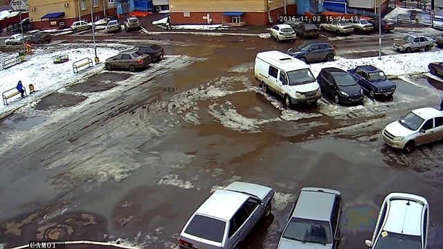 IP видеокамера HiQ 1 mpx, серия Simple, День