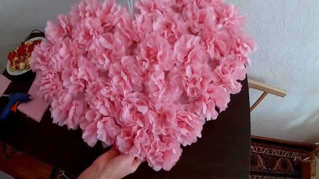 VLOG. Как сделать открытку. Сердце из цветов и конфет. смотреть онлайн