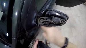 Как снять наружный пластик зеркала заднего вида Opel Astra 2004-2014 годКак снять наружный пластик з