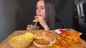 KFC | CRISPY CHICKEN BURGER + SPICY FRIES | MUKBANG ASMR | EATING SOUNDS