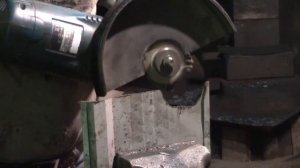 КАК ЛЕГКО ОТКРУТИТЬ ЗАЖАТУЮ ГАЙКУ НА УШМ БЕЗ НЕРВОВ