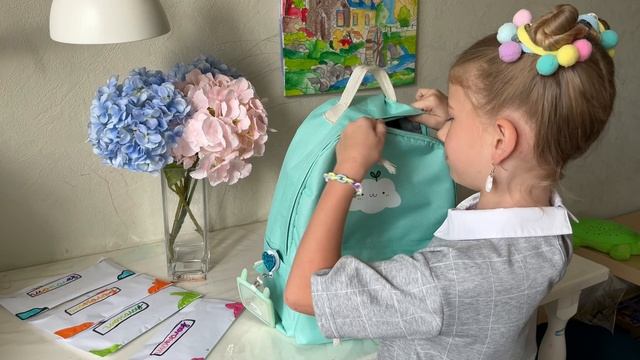 2 класс 2023-2024 
Какие приятные воспоминания))) Первый учитель самое важное в начальной школе )))