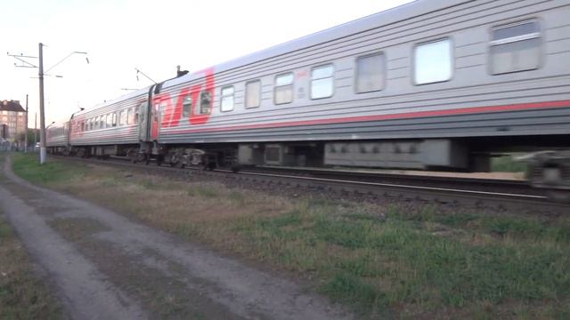 ЭП1М-519 с поездом №140 Адлер — Новосибирск. смотреть онлайн