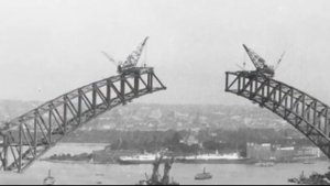 Unit 3   3C Sydney - Solutions Pre-Intermediate 2nd edition Video