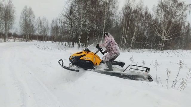 BRP Ski-Doo Tundra LT 550 F смотреть онлайн