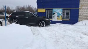 Мерседес и Инфинити по снегу