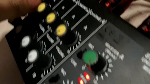 ?Недорогой микшер Ammoon AM-228 с Алиэкпресс смотреть онлайн