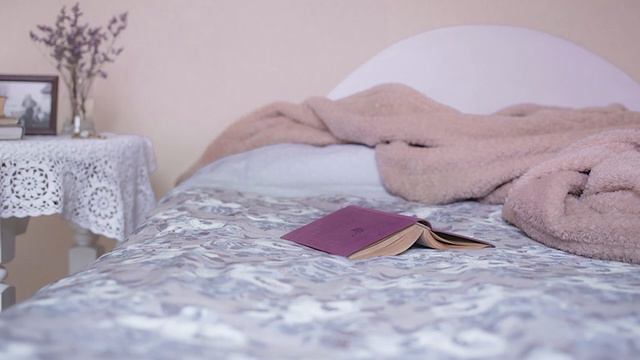 Украли первую зарплату, так еще и возмущаются. О такой наглости еще никто не слышал! смотреть онлайн