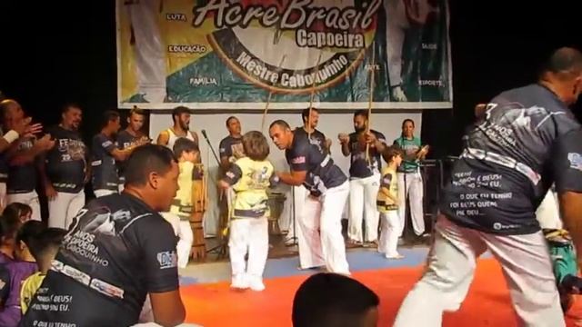 Troca de corda 25 11 17 - Capoeira. Rio Branco/AC смотреть онлайн