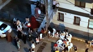 Ездили на пляж Придорожное кафе Помолвка соседей Чай из самовара.