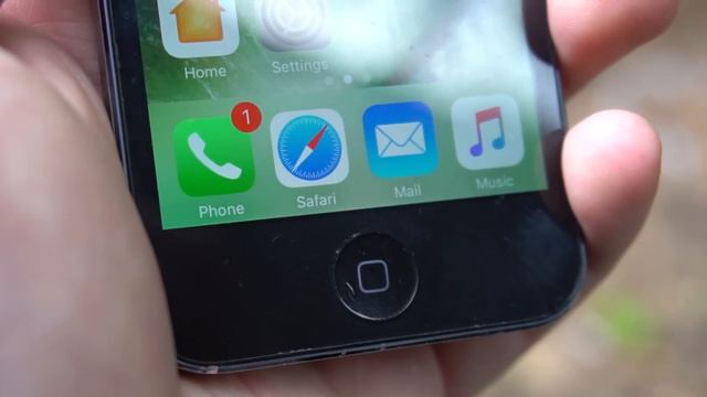 Using the iPhone 5 in 2020 - Review смотреть онлайн