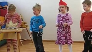 Играют на треугольниках